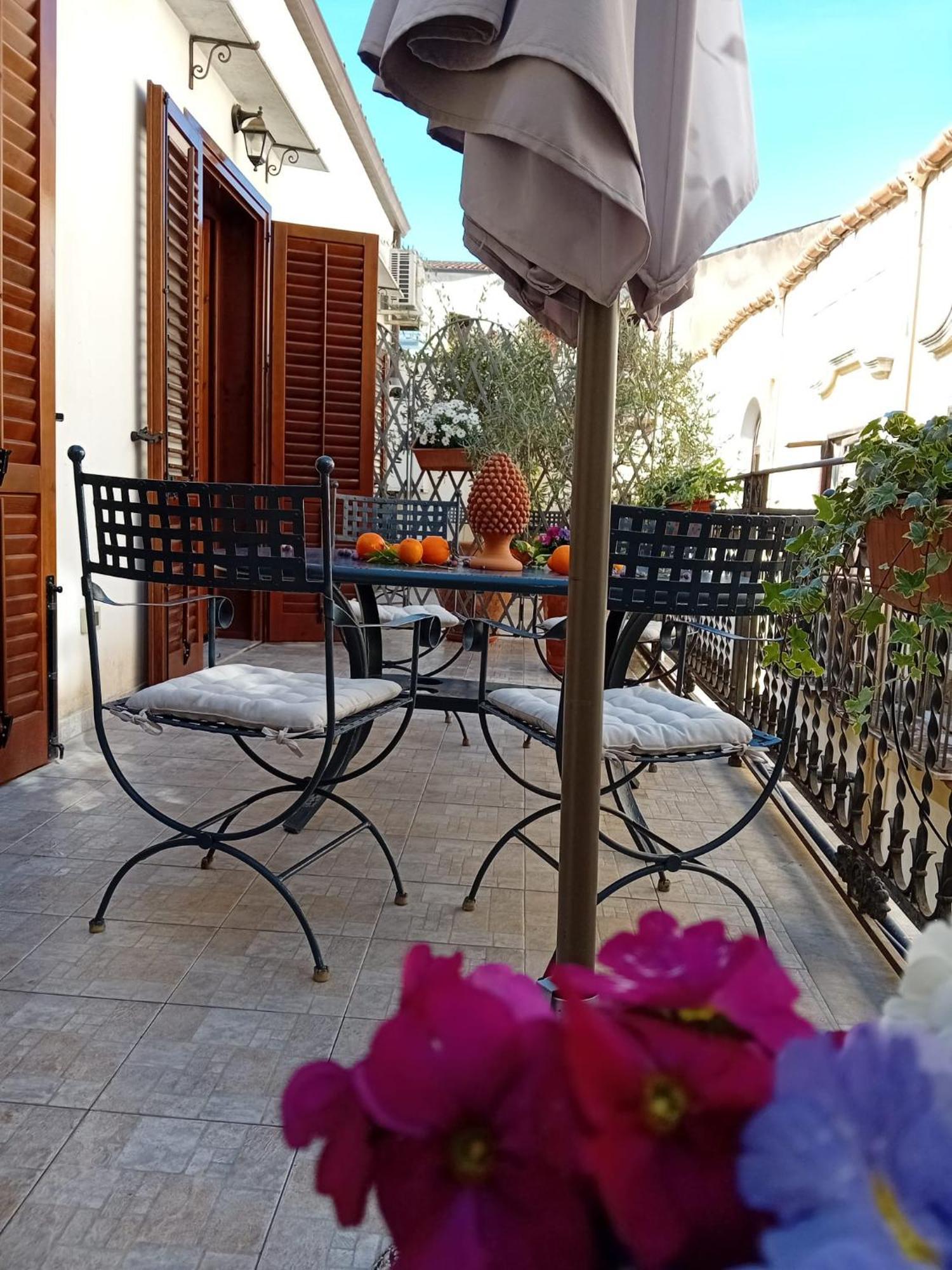 Penthouse Luxury Quattro Canti Palermo Exterior photo